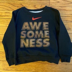 Boys Nike crew neck sweater with pockets